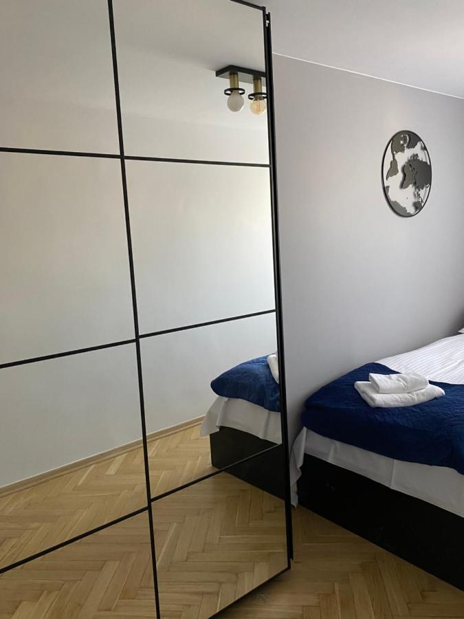 Apartament Emilian Apartment Varşovia Exterior foto